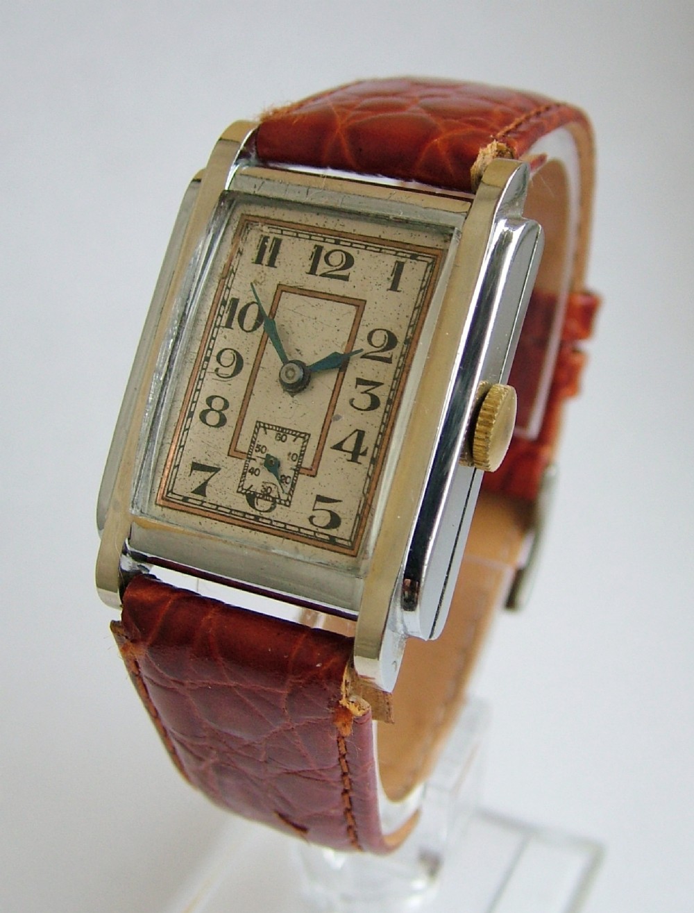 A gents 1930s Art Deco wrist watch