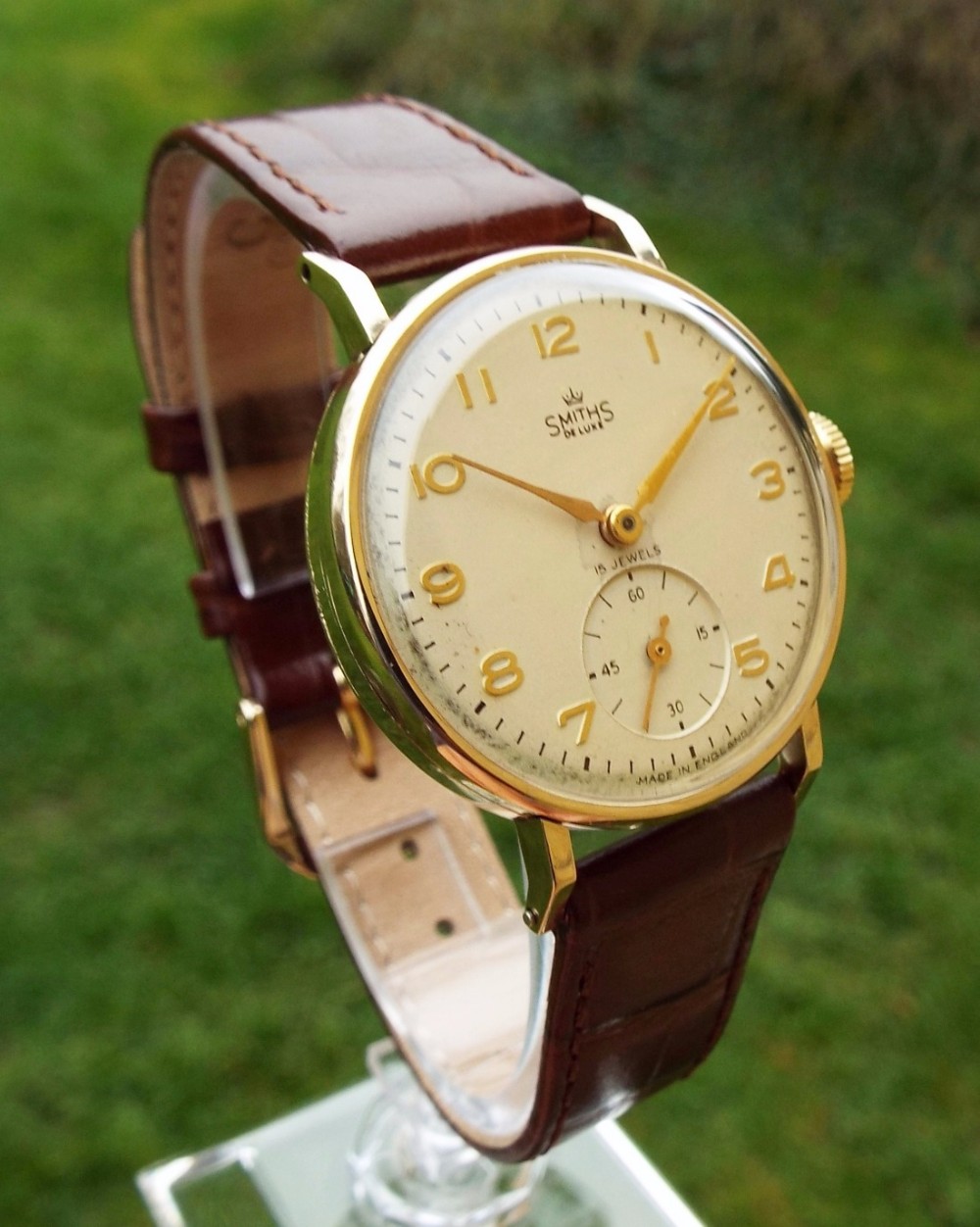 Gents 1950s 9ct gold Smiths De Luxe wrist watch