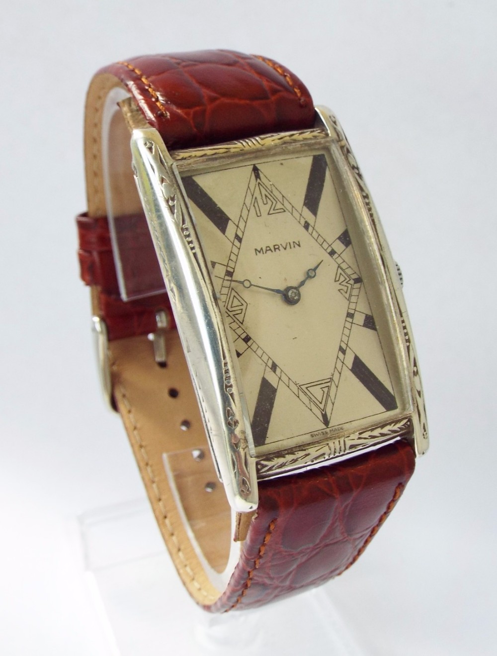 A gents large 1950s Marvin wrist watch