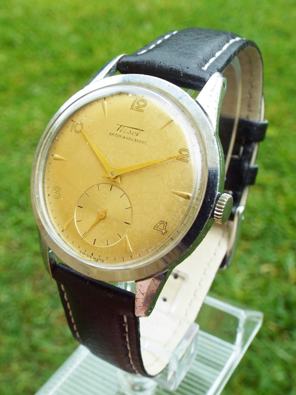 A gents large 1954 Tissot wrist watch