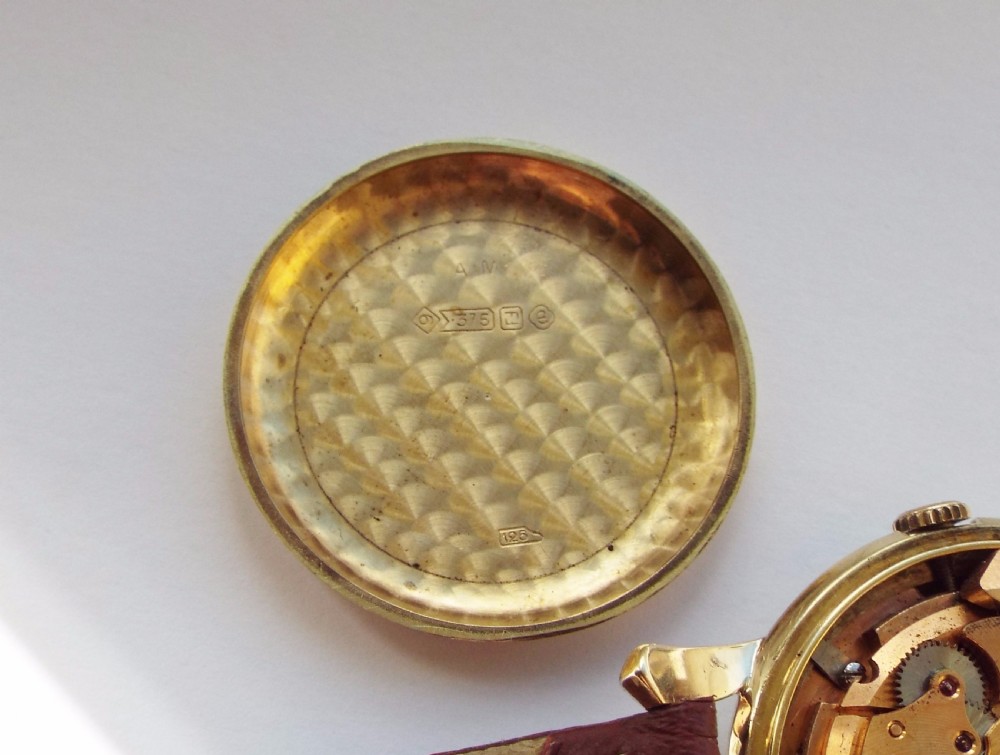 Gents 9 carat gold Thomas Russell wrist watch, 1953 View III