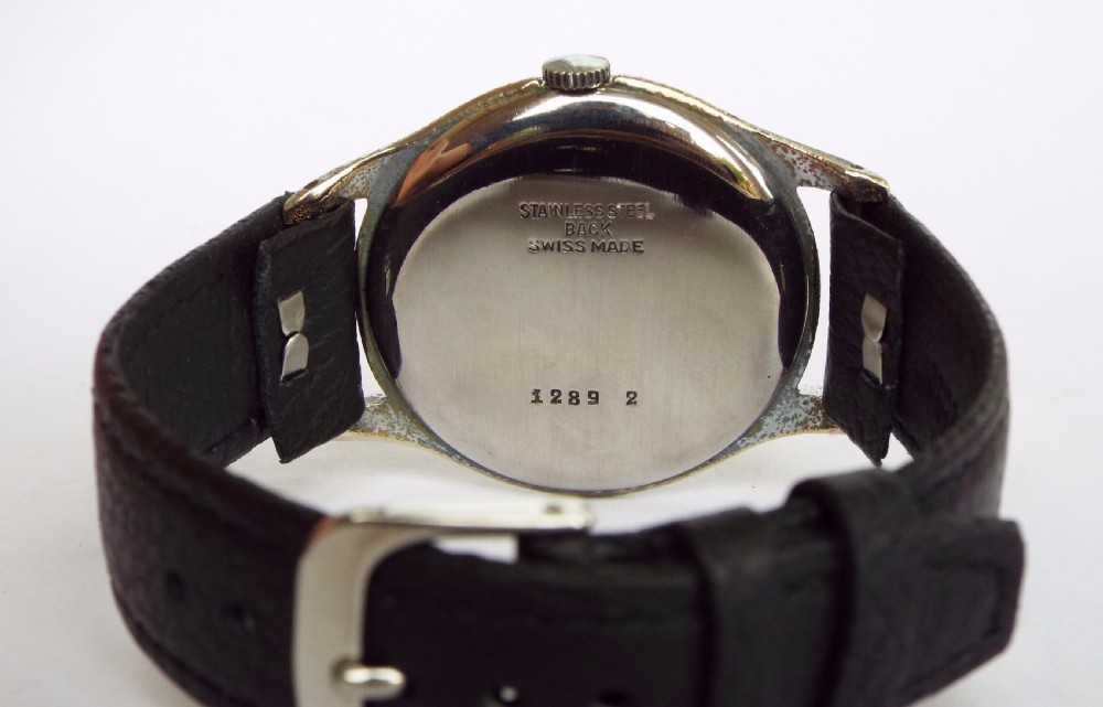 Gents oversized 1950s Avia wrist watch View V