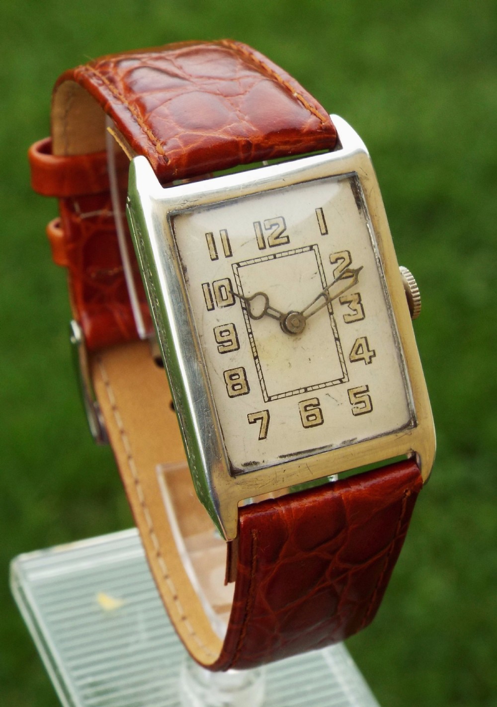 A gents 1934 silver Lurex wrist watch View II