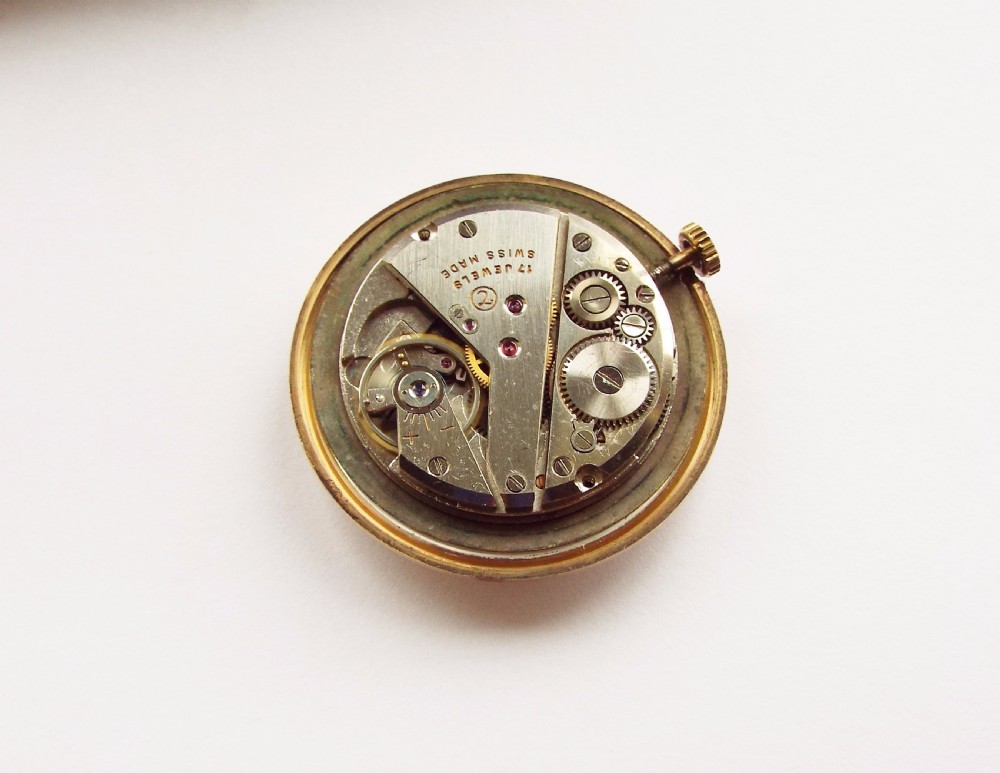Gents 9 carat gold Majex wrist watch, late 1950s View III
