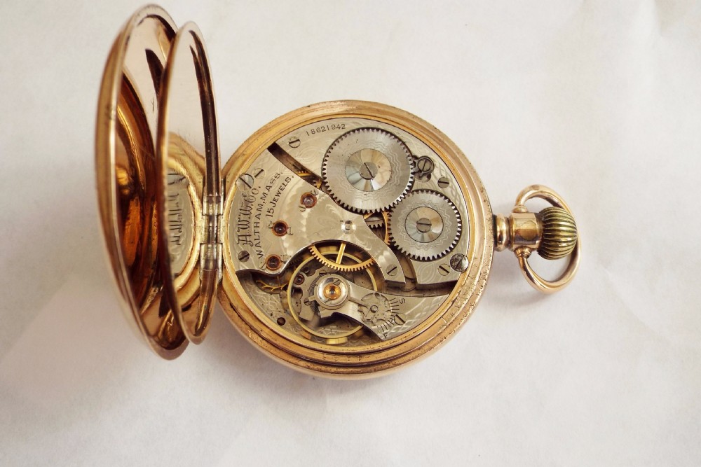 1912 Waltham gold plated pocket watch View III
