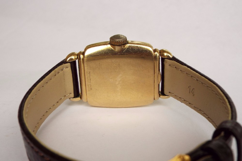 1949 Hamilton 14k gold filled mid-size wrist watch View IV