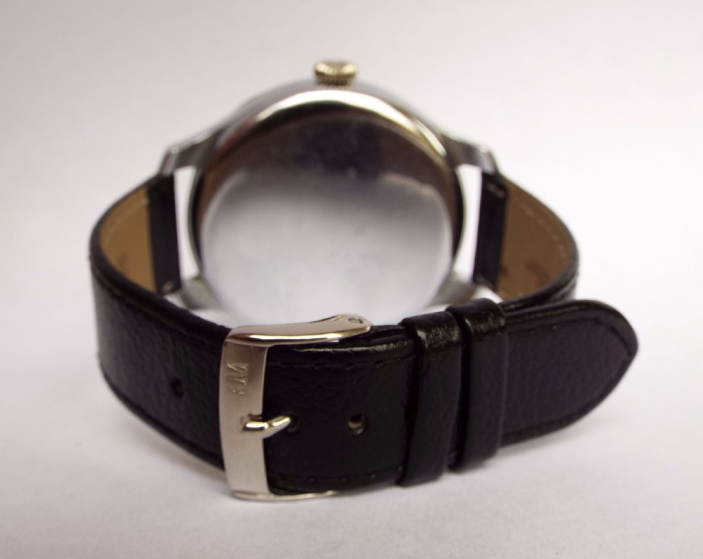 A gents large Chronometre Swiss wrist watch View IV