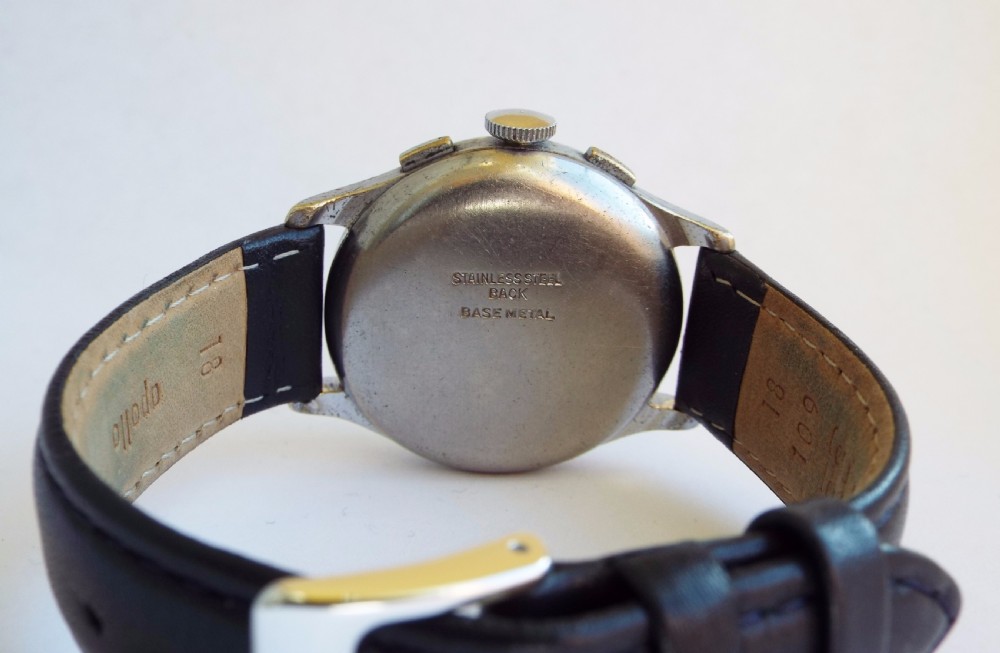 Gents 1940s Leonidas chronograph wrist watch View V