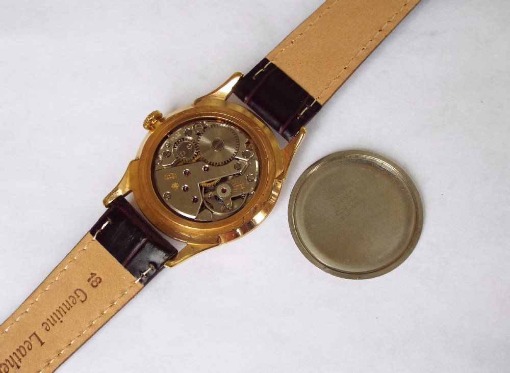 Gents 1950s Cauny Prima Calendario wrist watch View IV