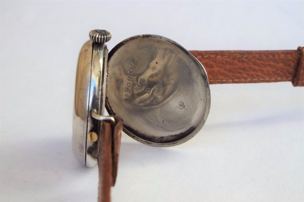 WW1 Officer's silver full hunter wrist watch, 1917 View V
