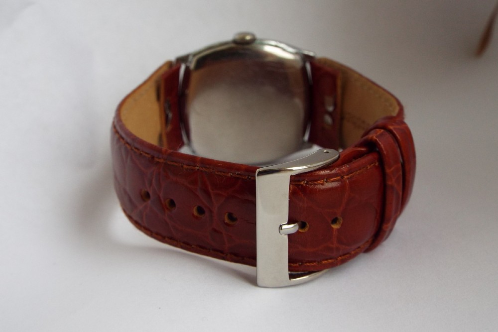 Gents 1930s Tavannes wrist watch View III