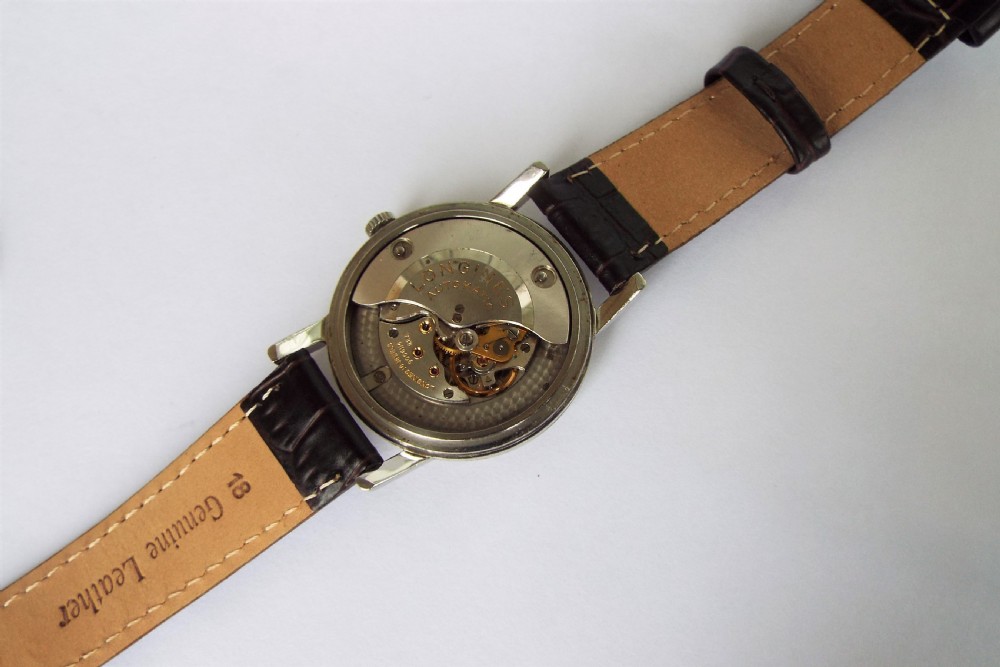 Gents Longines automatic wrist watch, 1953 View V