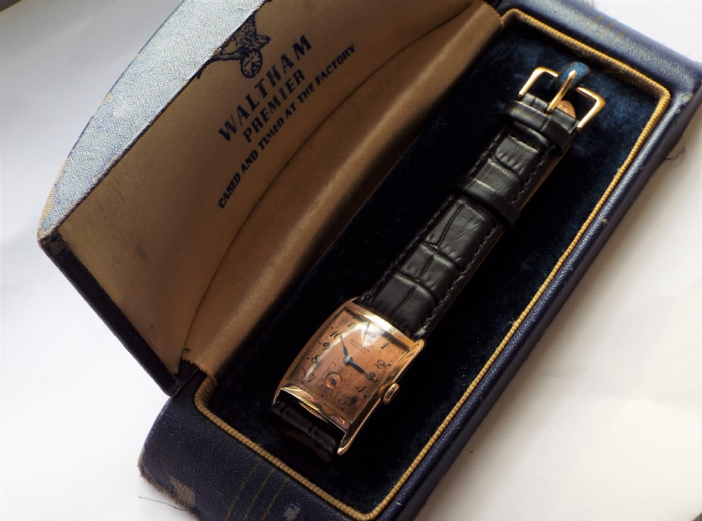 1941 mid-size Waltham wrist watch, boxed View II