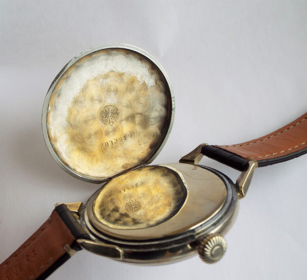 Gents large Omega wrist watch, circa 1930 View VI