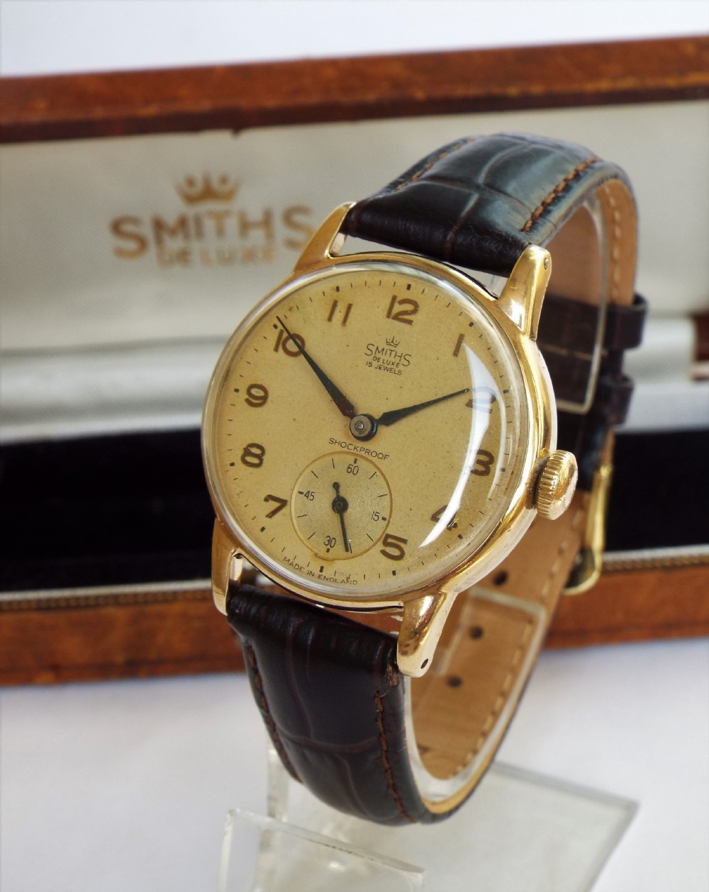 Gents 9ct gold Sniths De Luxe watch, 1959, boxed