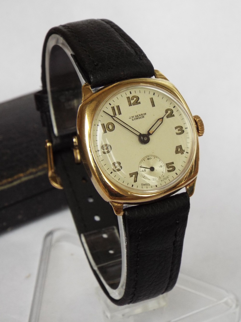 1952 9ct gold J W Benson mid-sized watch, boxed View IV