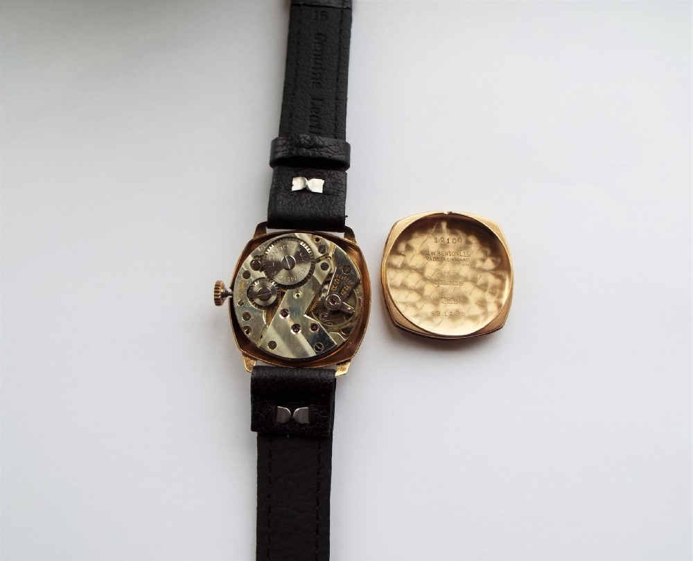 1952 9ct gold J W Benson mid-sized watch, boxed View VI