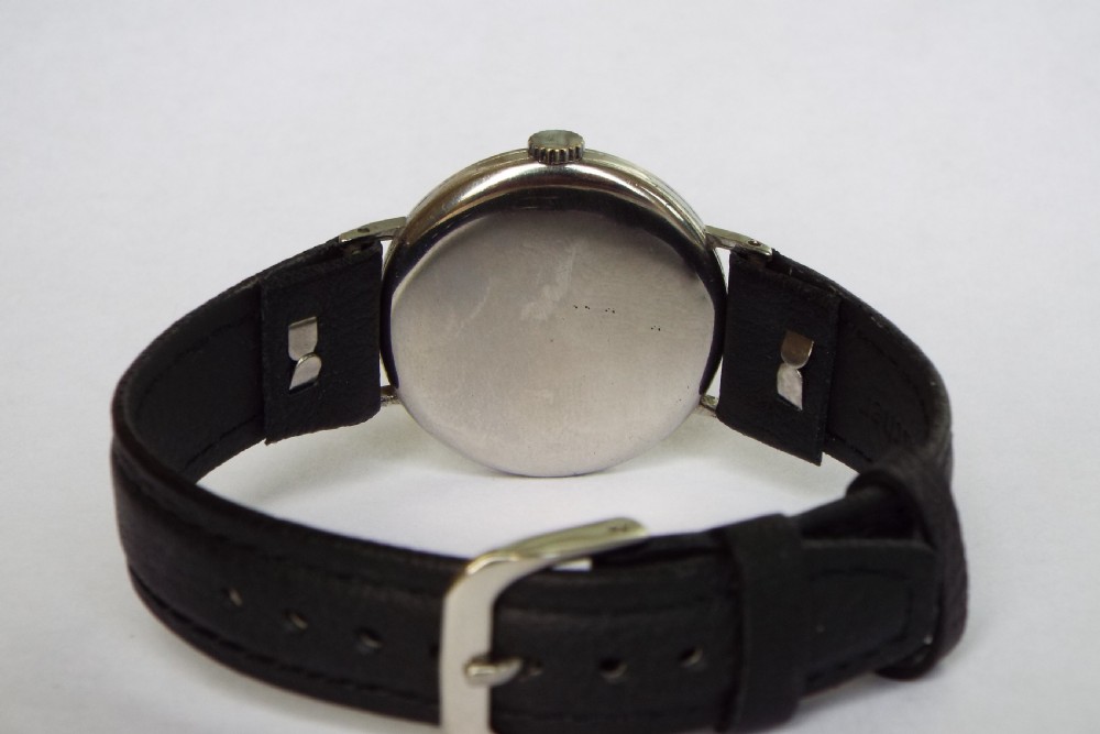 Gents Longines wrist watch, 1941, with provenance View V