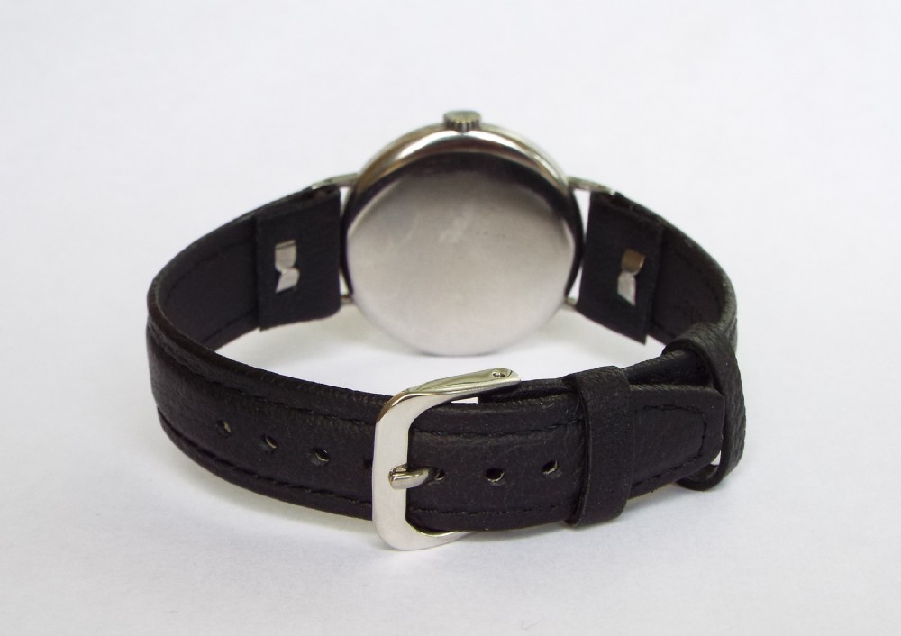 Gents Longines wrist watch, 1941, with provenance View VI