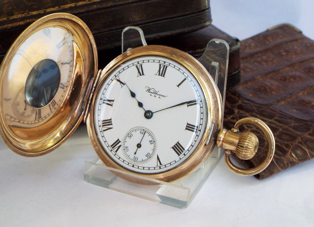 Waltham half hunter pocket watch, 1928 View II