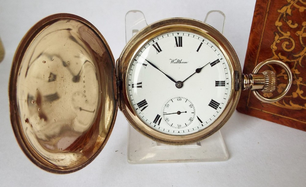Antique 1907 Waltham Traveler full hunter pocket watch.