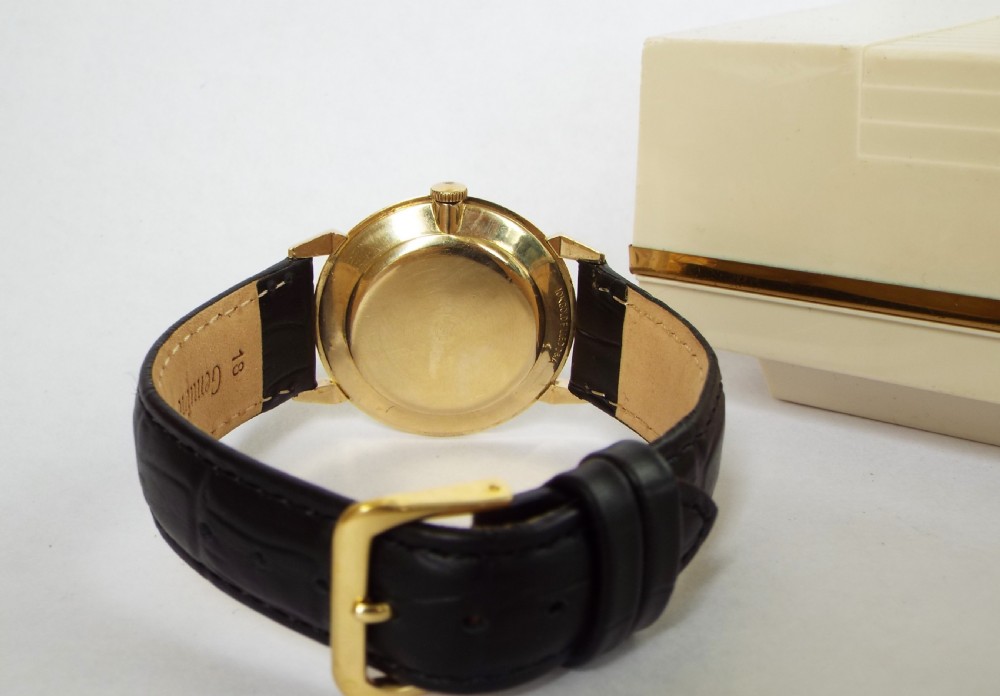 Gents boxed 1950s Gruen Precision wrist watch View V