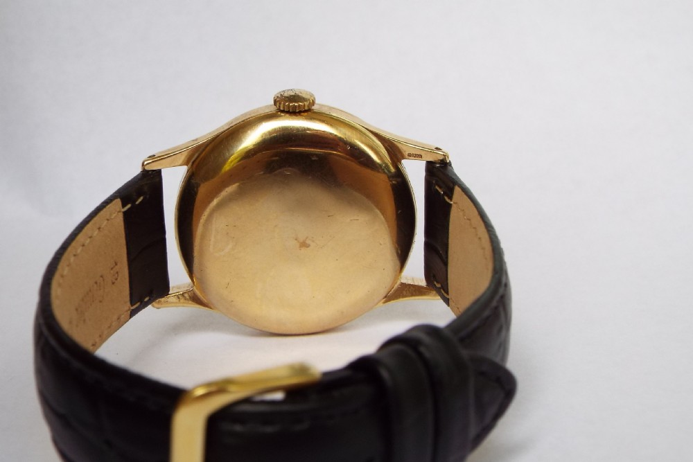 Gents 1959 Longines 9ct gold wrist watch View IV