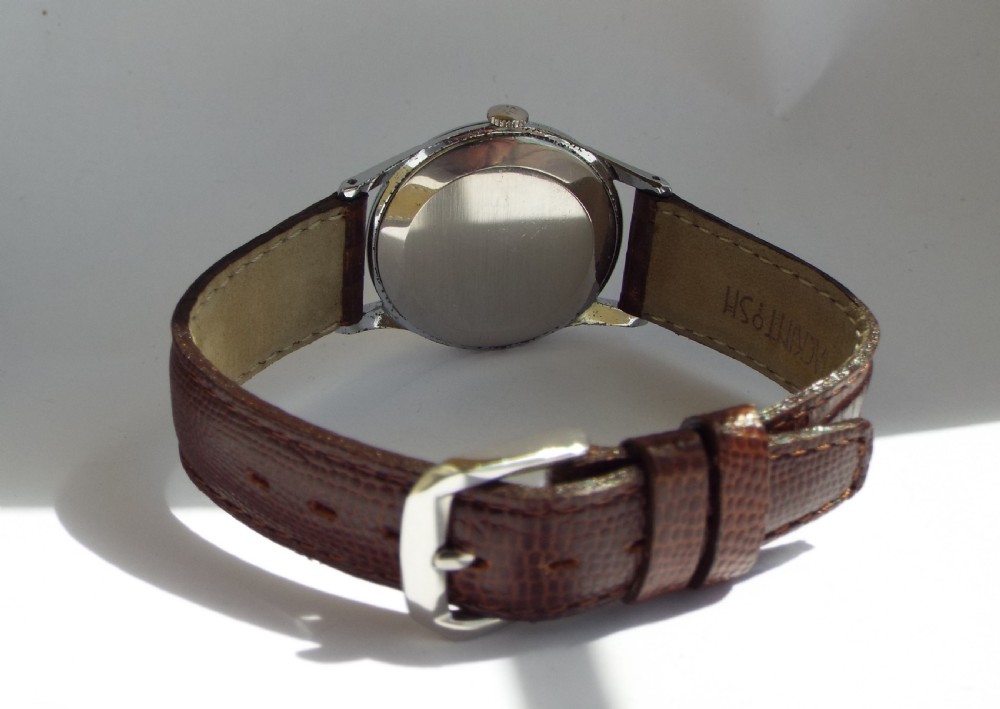 Gents boxed Tissot wristwatch, 1960 View V