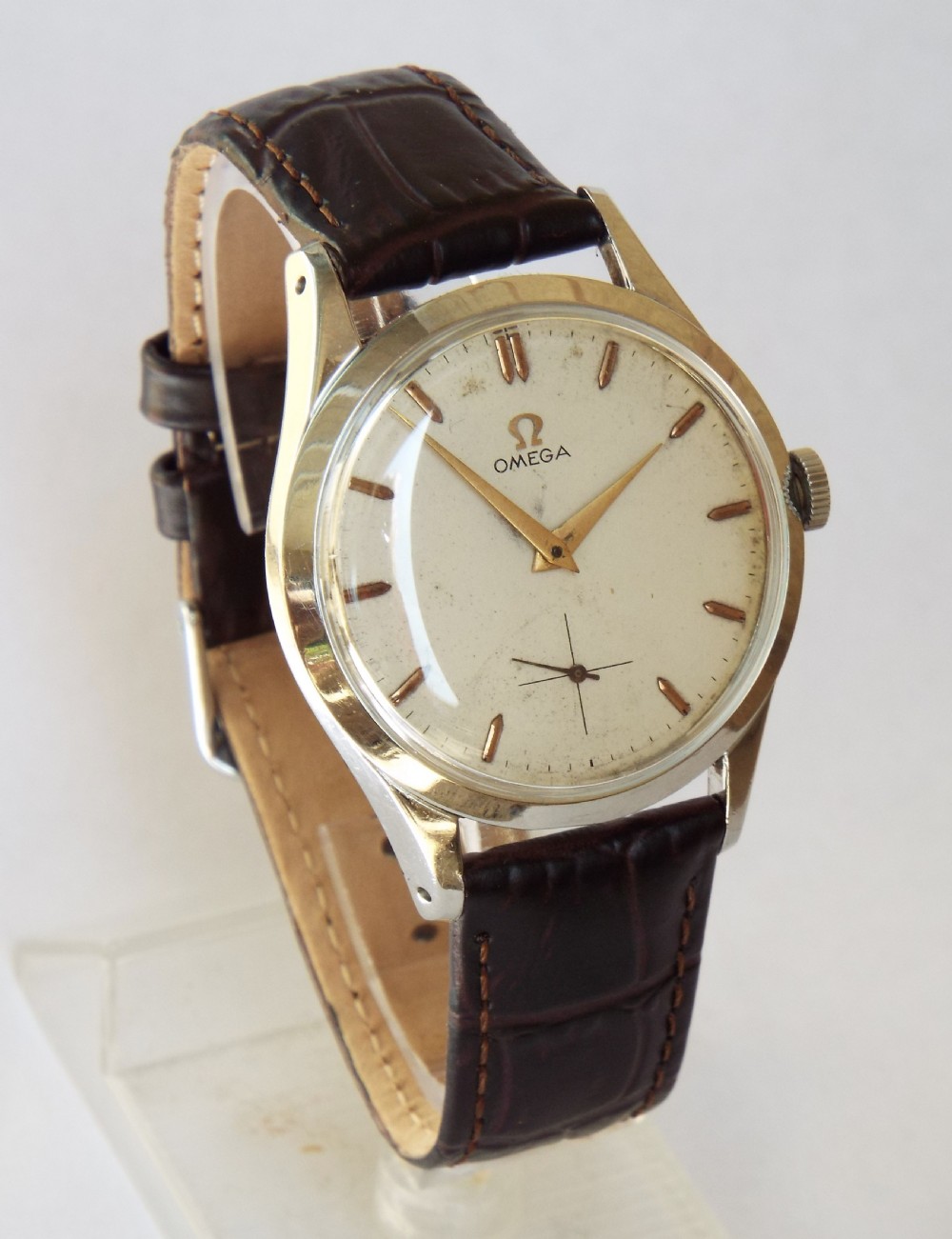 Gents Omega wrist watch, 1954 View II