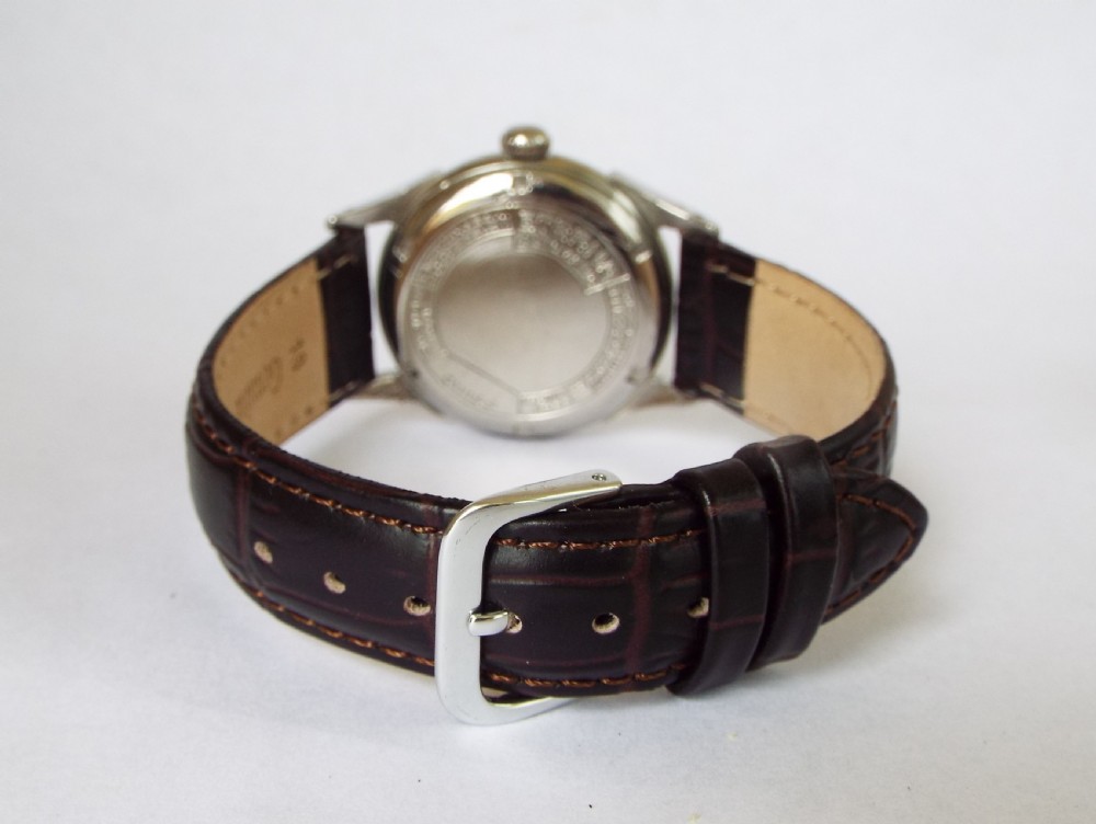 Gents Eterna bumper automatic wrist watch, 1948 View V