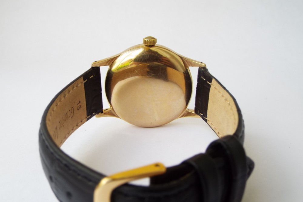 Gents 9 carat gold Longines wrist watch, 1960 View III