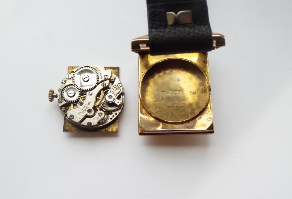 9ct gold gents wrist watch, 1930s View III