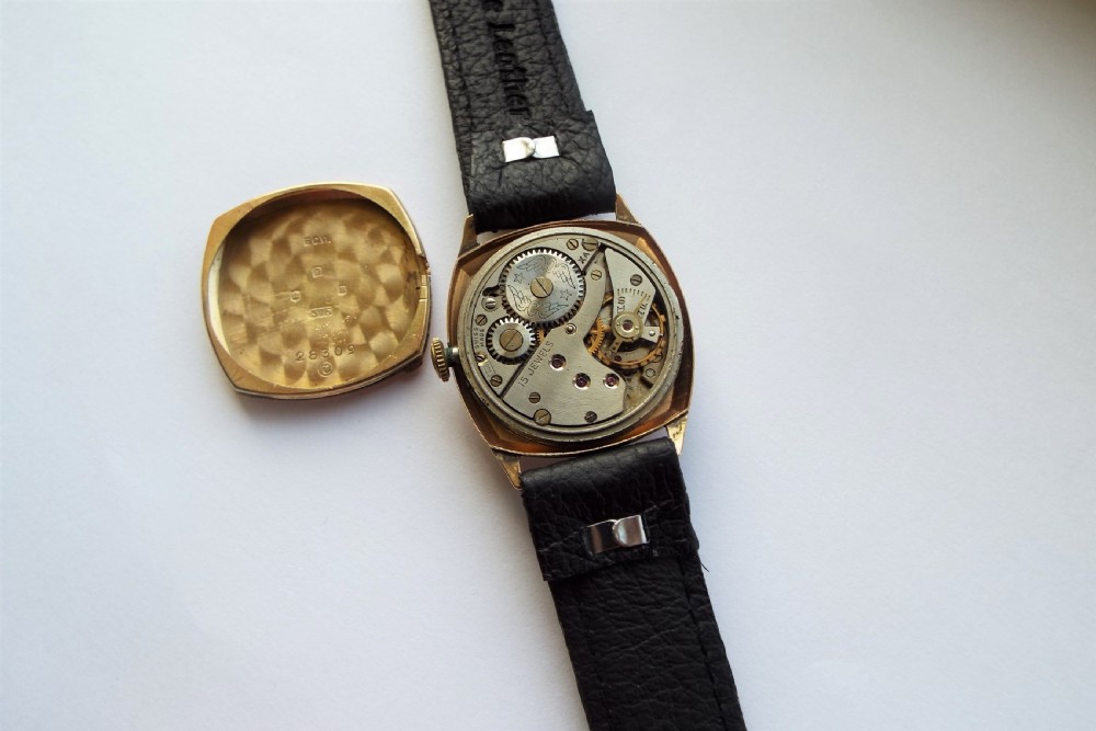 9ct gold Rotary Super-Sports wrist watch, 1957 View V