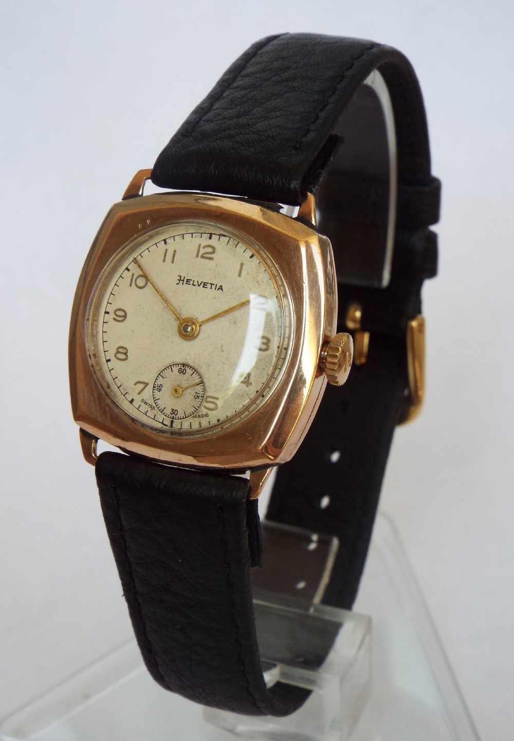 Mid-size Helvetia 9ct rose gold wrist watch, 1943