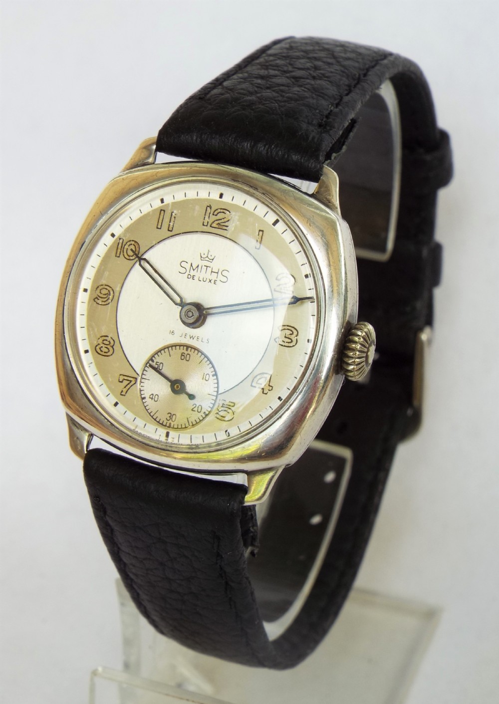 Gents silver Smiths De Luxe wrist watch, 1958 View II
