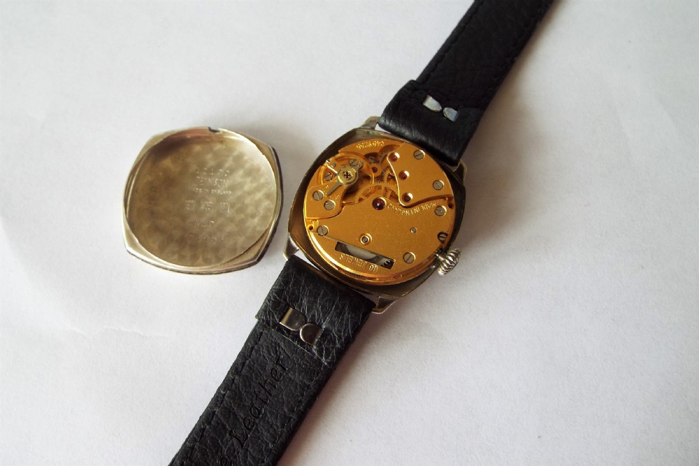 Gents silver Smiths De Luxe wrist watch, 1958 View III