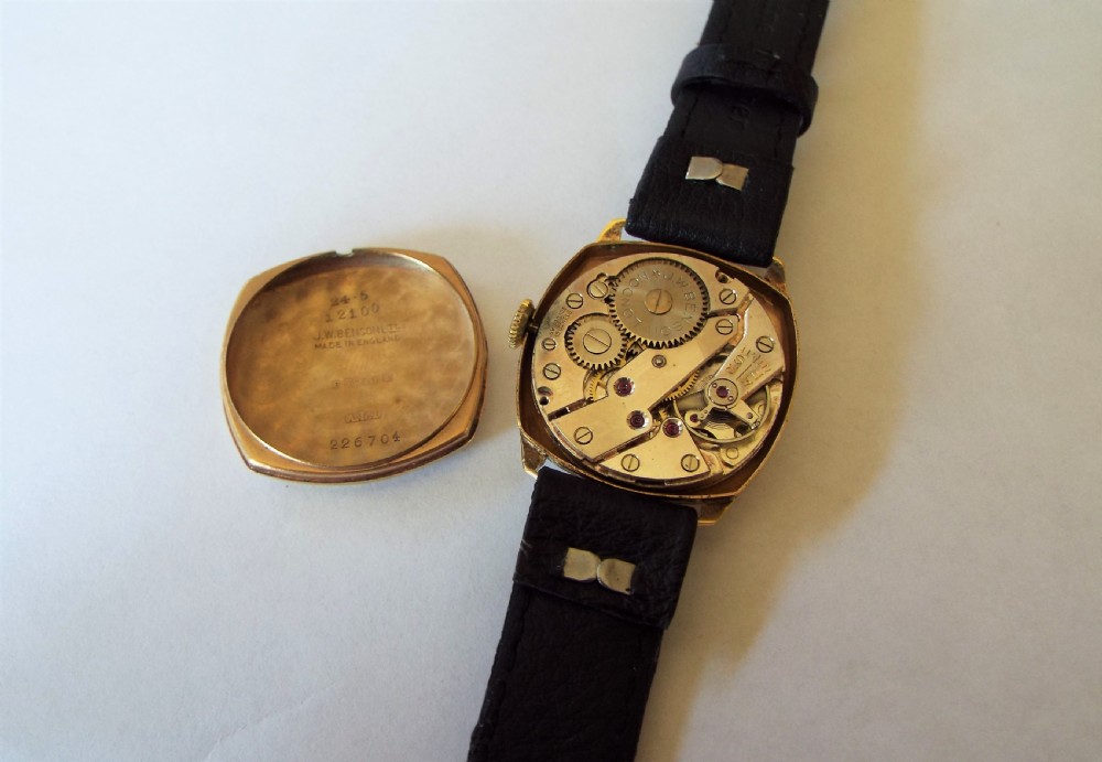 Gents boxed 9ct gold watch from J W Benson, 1948 View VI