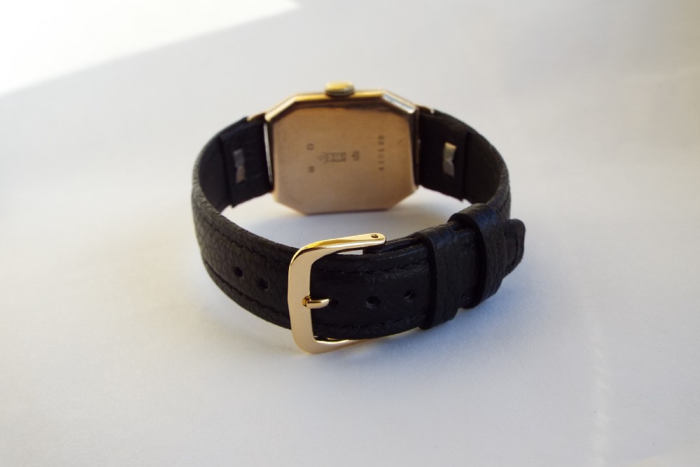 Gents 9ct gold Rotary wrist watch, 1929 View IV