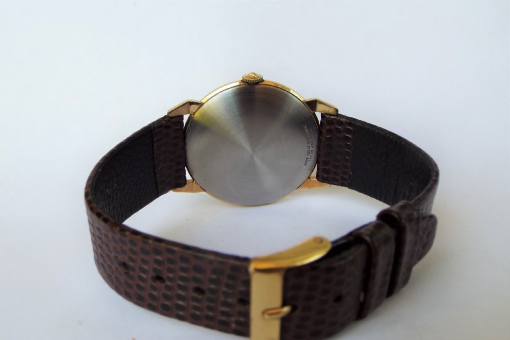 Gents 1950s Wittnauer wristwatch View IV