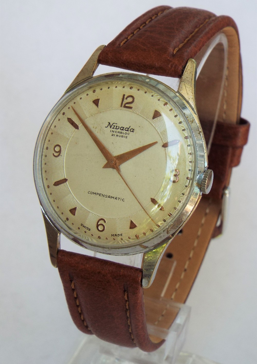 Gents large 1950s Nivada wrist watch