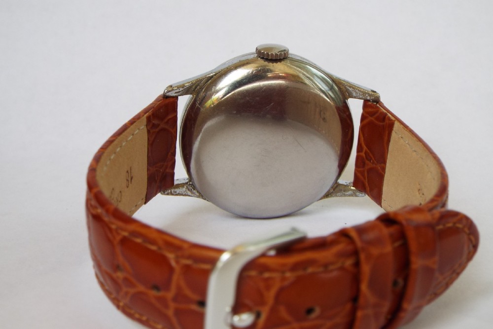 Gents Omega wrist watch, circa 1943 View V