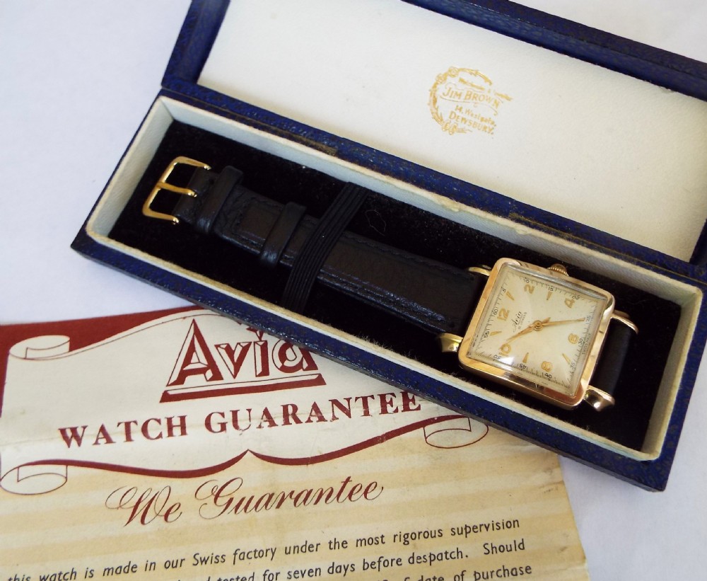 Gents boxed 1950s Avia wrist watch View IV