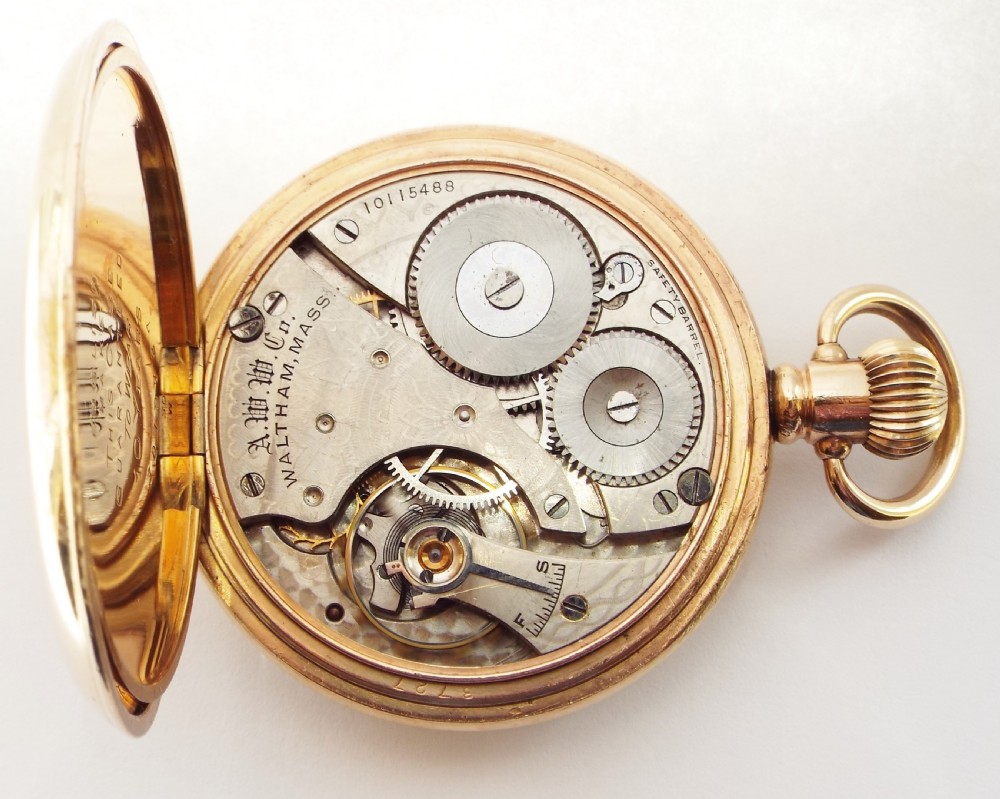 Antique stem winding Waltham pocket watch 1900. View IV