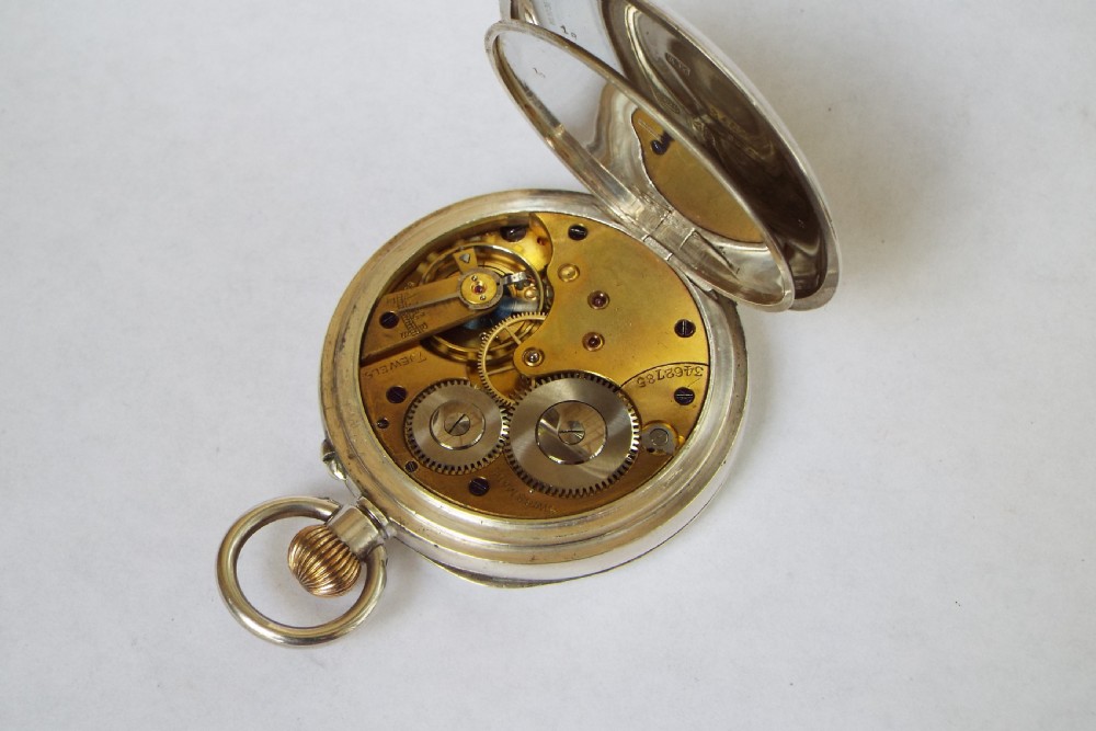 Antique silver Longines pocket watch, 1917 View IV