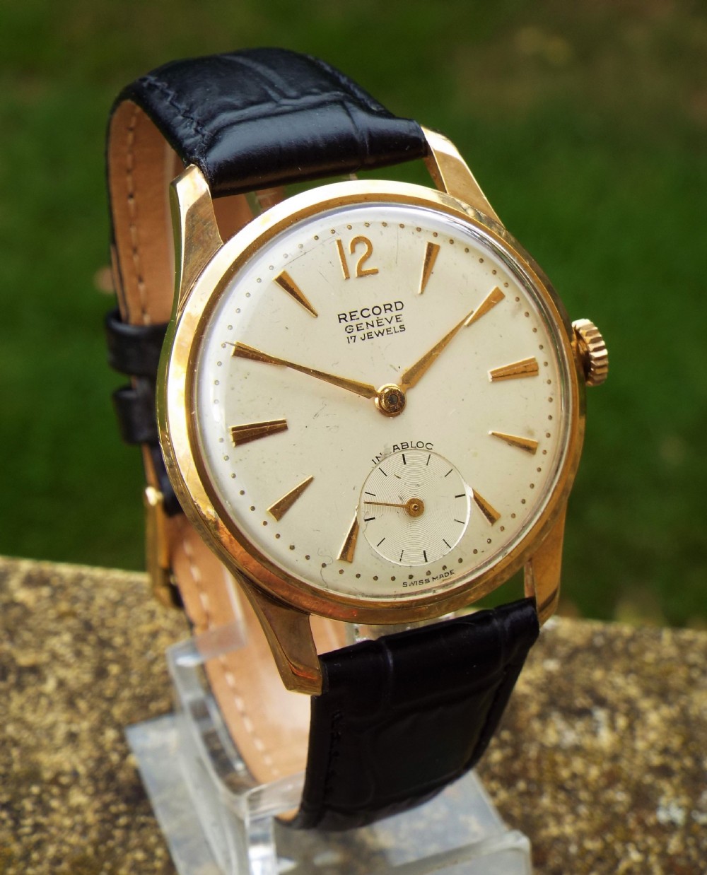 Gents 9ct gold Record wrist watch, 1960 View II