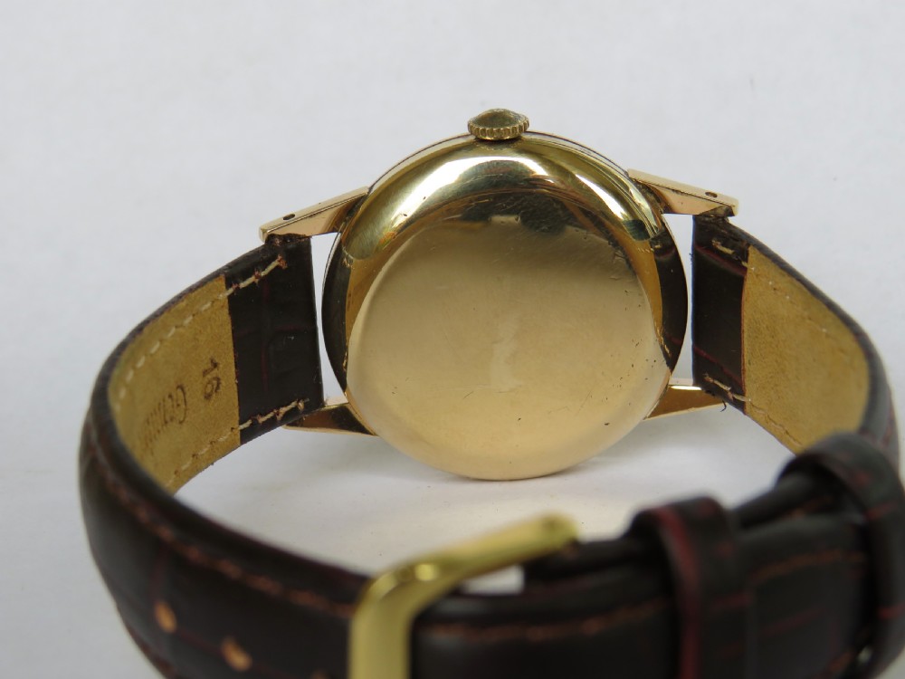 Gents 9ct gold Roamer Premier 1958 super condition View III