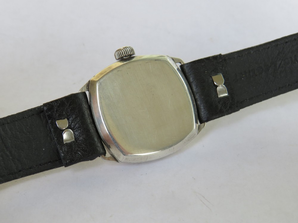Gents silver cushion cased wrist watch, 1927 View V