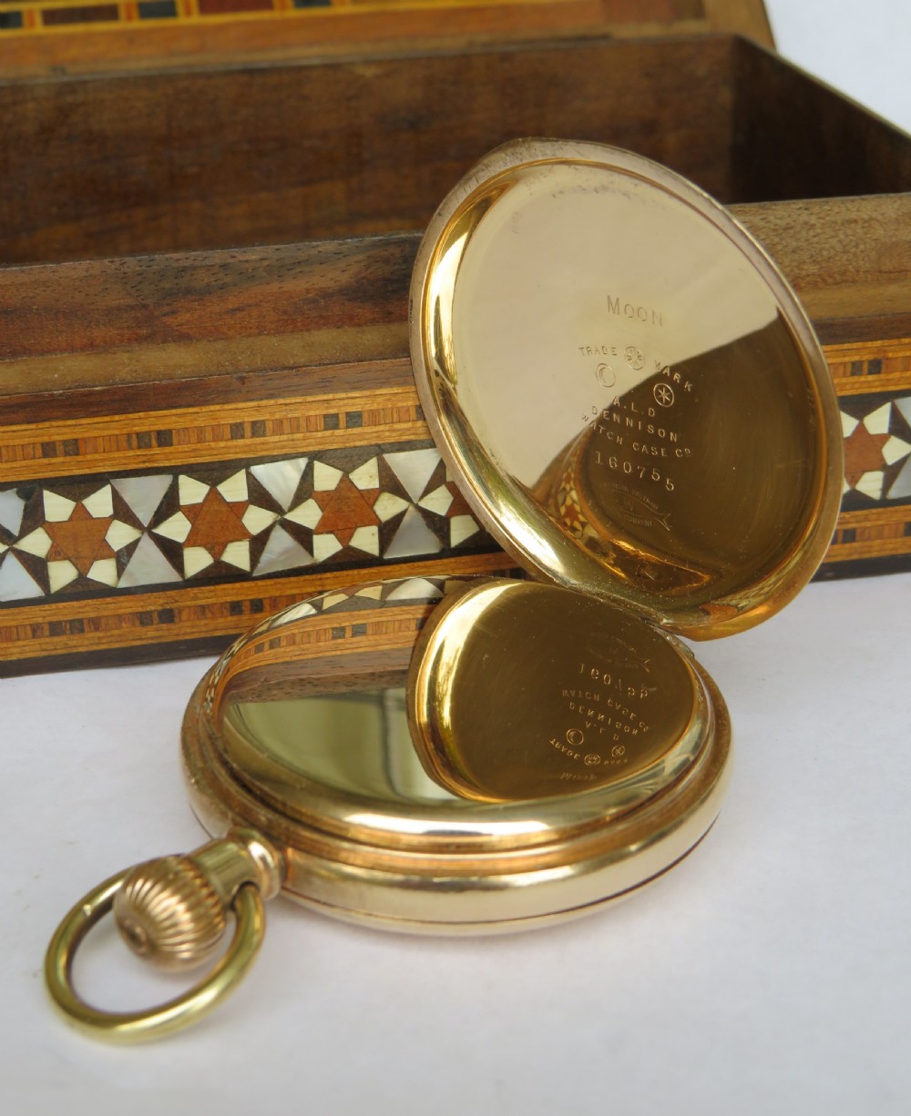Antique Waltham half hunter pocket watch View III