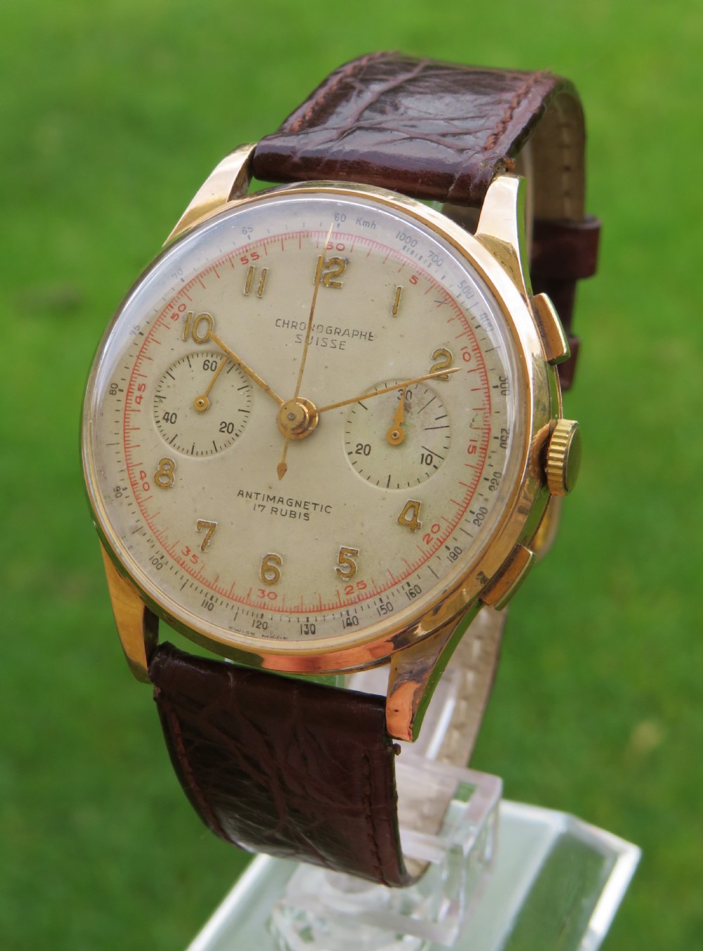 Gents 18ct gold Chronographe Suisse wristwatch View II