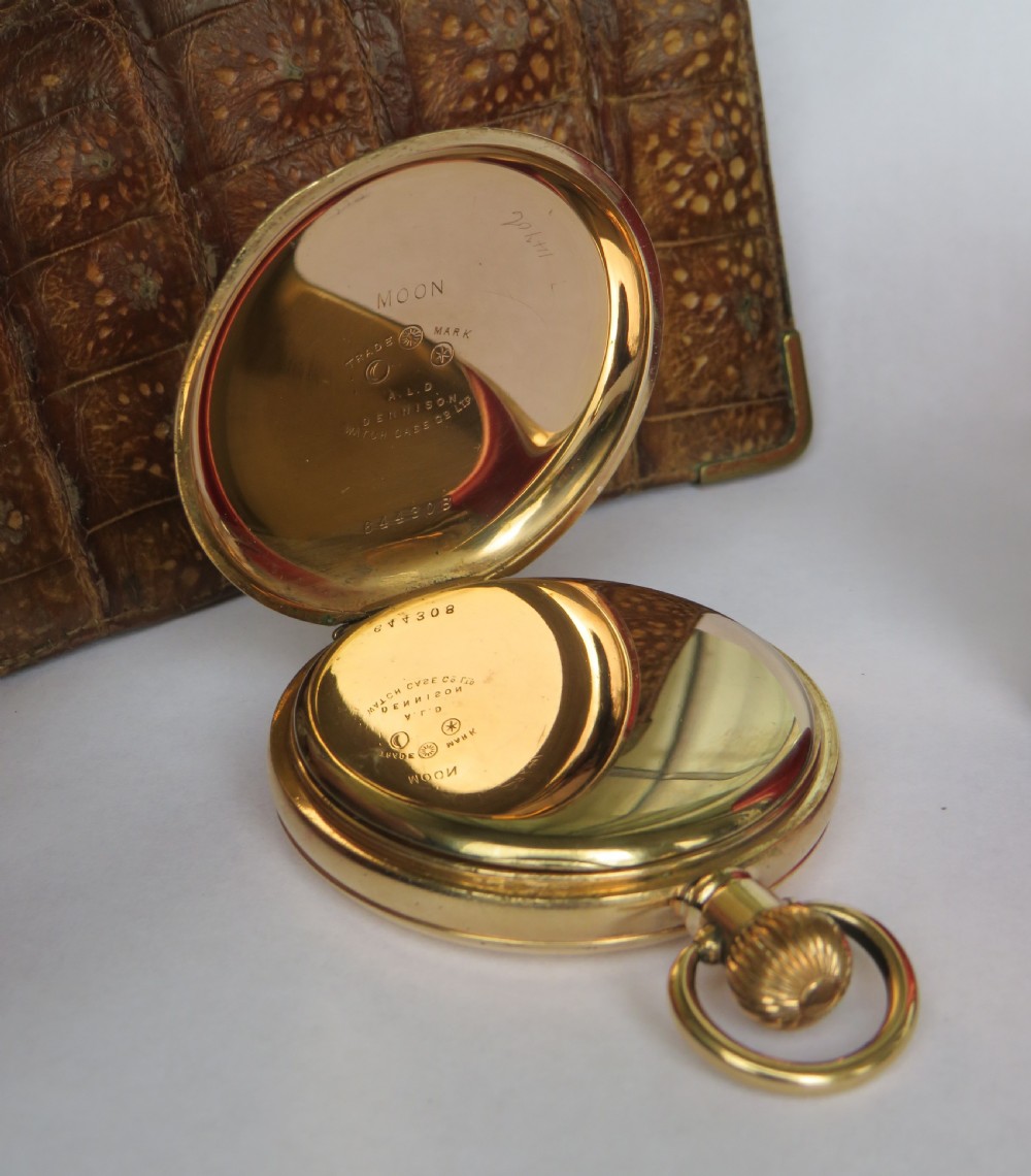 Antique Waltham full hunter pocket watch, 1918 View V